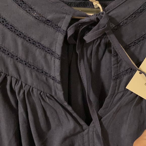 Universal Thread women’s blue long sleeve blouse - Picture 6 of 15